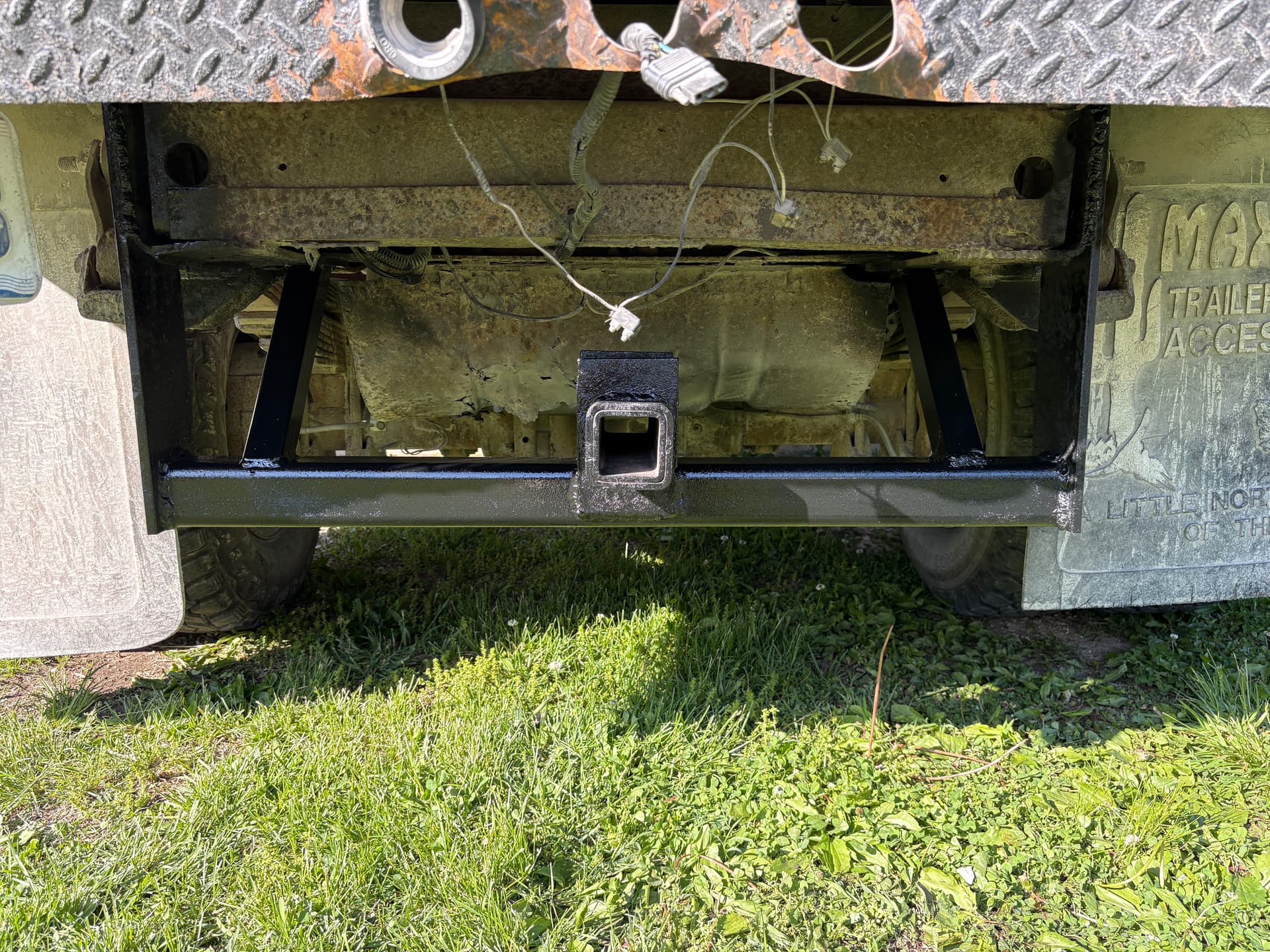 Gallery photos for F550 Receiver Hitch Welded Solid With Added Gusset Reinforcement: Image #1