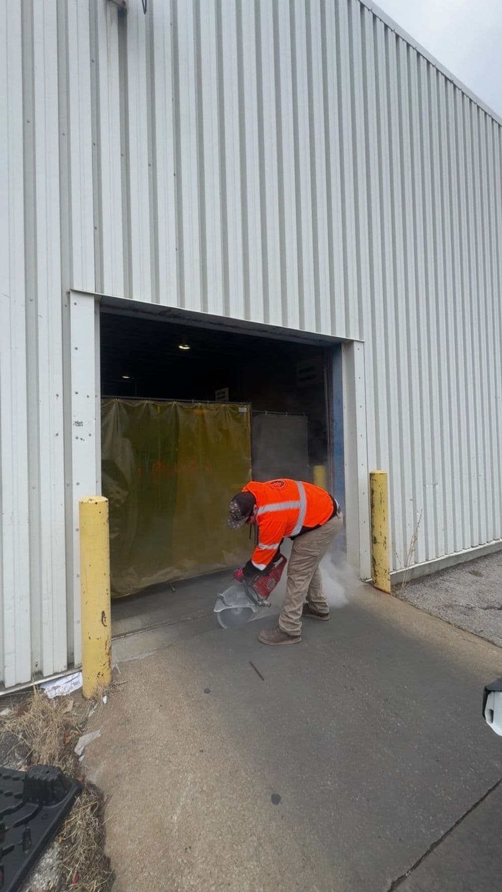 Flexible Solutions at the Columbia Airport USPS Facility image